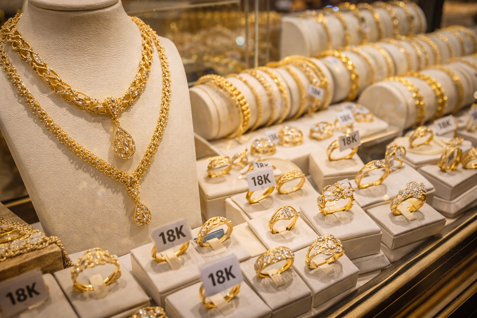 uae-18k-gold-jewellery-record-high-prices